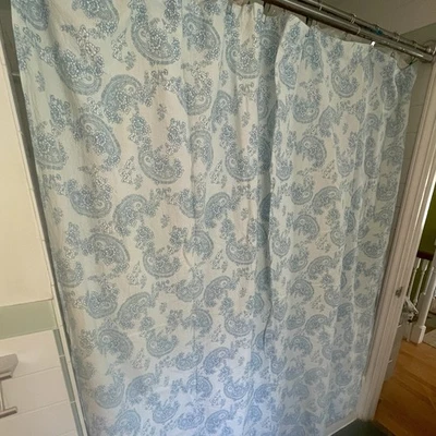 Laura Ashley Shower Curtain Blue Paisley Floral 100% Cotton 72 x 72 Cottagecore - Image 1 of 4