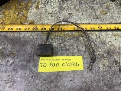 Conector de cableado embrague ventilador Trailblazer 05-09 Foto 1 de 4