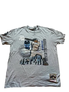 Mitchell & Ness Derek Jeter Yankees Cooperstown Collection T-Shirt Large *lesen* - Bild 1 von 5