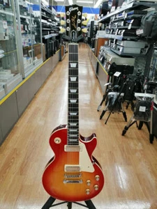 GIBSON Les Paul Deluxe 70s Cherry Sunburst Electric Guitar Used From Japan - Picture 1 of 15