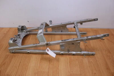 Honda Interceptor 750 1993 VF750F subchasis riel de asiento Foto 1 de 4