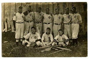 1911 Albion Olivet Michigan Baseball Team RPPC Photo Postcard Antique Old AZO - Picture 1 of 2