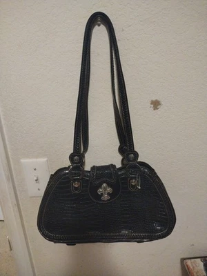 Bolso de hombro Marc Chantal negro cocodrilo imitación cuero en relieve con 2 correas. Foto 1 de 4