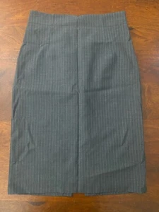 Banana Republic Light Weight Plaid Wool Grey Pencil Skirt Sz 00 - Picture 1 of 9