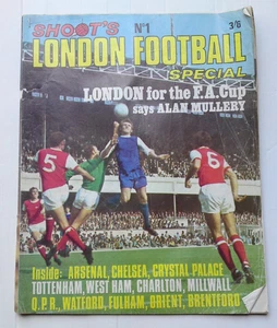 SHOOT FOOTBALL MAGAZIN LONDON SPECIAL DEZ 1969 Bob Wilson Bobby Charlton - Bild 1 von 22