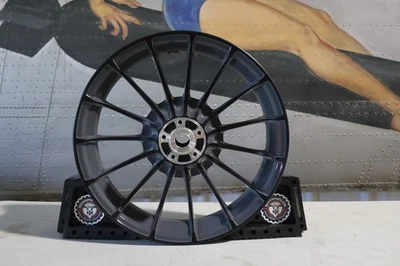 40900517 NUEVO OEM 2009-2025 HARLEY-DAVIDSON TOURING CVO TALON RUEDA TRASERA 18X5 Foto 1 de 4