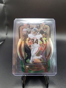 2022 Panini Select - Club Level Black and Green Prizm Die-Cut #295...