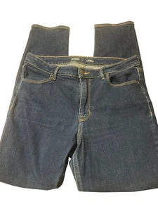 Old Navy High Rise Wow Straight Jeans Blue Denim Comfortable Stylish Size 12 - Picture 1 of 4