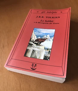 LO HOBBIT o la Riconquista del tesoro - J.R.R. Tolkien - Gli Adelphi - 2004 - Foto 1 di 4