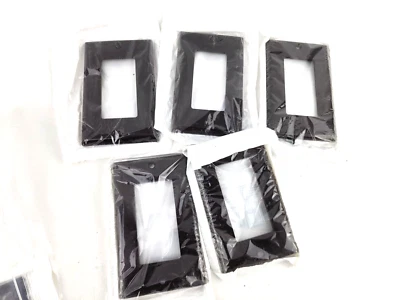 Interruptor de bloque decorador/placa de pared de receptáculo GFCI marrón de 1 banda Leviton 5 un. Foto 1 de 2