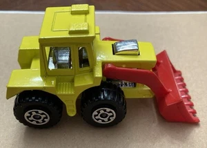 Matchbox Superfast No 29 Diecast Tractor Shovel - Picture 1 of 12