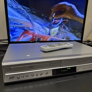 Combo reproductor de DVD VCR JVC VHS con control remoto - HR-XVC17SU - escaneo progresivo PROBADO - Imagen 1 de 24