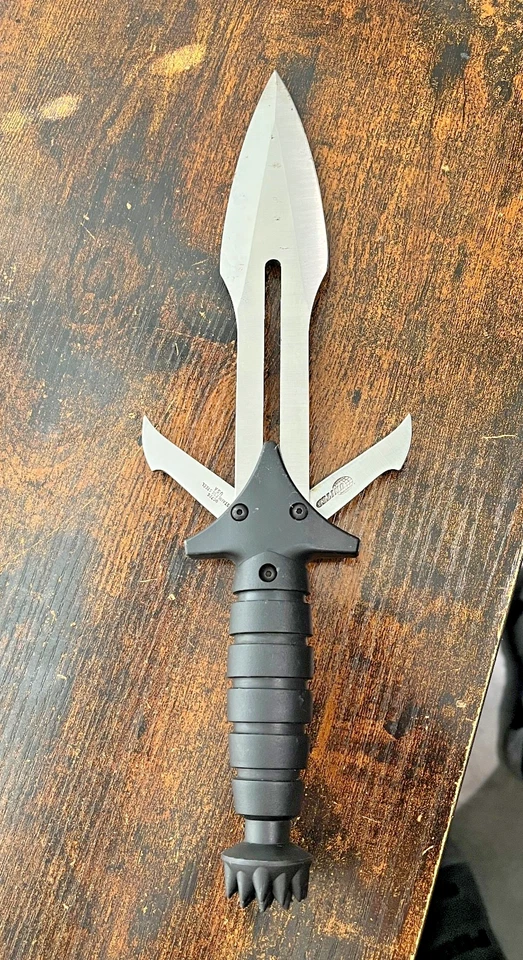 Cuchillo Klingon United Cutlery UC726 Star Trek Daga Fénix SIN FUNDA Foto 1 de 4