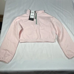 EPIC THREADS Mädchen S rosa bauchfreies Oberteil 1/4-Reißverschluss Sweatshirt hellrosa kuschelig LESEN neu mit Etikett - Bild 1 von 11