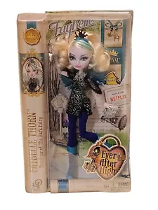 Muñeca Ever After High Royal o Rebel Faybelle Thorn nueva en caja - Imagen 1 de 6