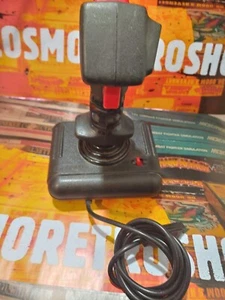 Quickshot SV 122 Joystick Controller (Commodore 64, Amiga, ST, XL etc) 8-bit - Picture 1 of 3
