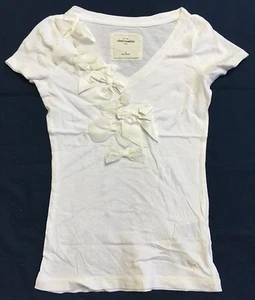 Abercrombie Kids Ivory V-Neck T With Bow Appliqués Sz S EUC - Picture 1 of 6