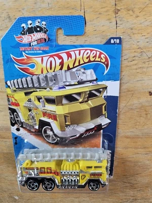 Hot Wheels HW City Works 2011 5 alarmas, amarillo; 8/10 Foto 1 de 4