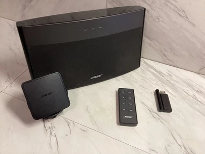 Bose SoundLink Wireless Music System-Portable  Speaker. - Image 1 of 4
