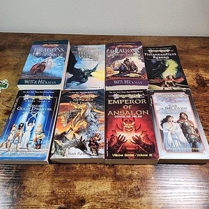 Dragonlance Chronicles 8 Book Paperback Lot Vtg - Picture 1 of 9