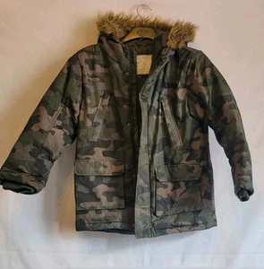 Kids Warm Winter Jacket size 9-10 - Picture 1 of 3