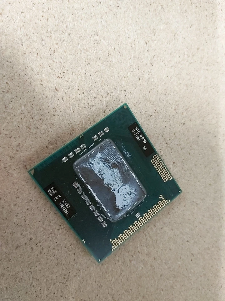 Original Intel Core i7-740QM 1.73GHz Quad-Core Socket G1 Processor CPU i7 740QM - Immagine 1 di 1