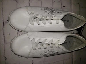 Neu mit Etikett Ardene Mat bequeme Damen-Sneaker weiß mit Blumenstickerei Größe 10 - Bild 1 von 5