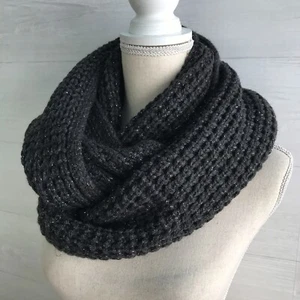 NWT LOFT - Gray & silver nubby textured knit infinity scarf - Picture 1 of 3