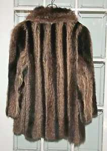 Vintage MAKOS FURS (Toronto) Custom brown Raccoon Fur COAT M / L 12 / 14 EXC! - Foto 1 di 8