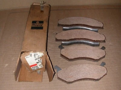 OEM MOPAR 1970'S DISC BRAKE PADS - CHRYSLER/DODGE/PLYMOUTH  - #3528019 - Image 1 of 4