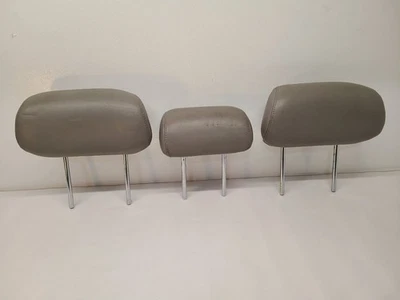 01-04 TOYOTA SEQUOIA RH LH CENTER 2ND ROW HEADREST T GRAY LEATHER 719400C050E0   Foto 1 de 4