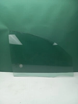 01-10 Chrysler PT Cruiser Passenger/Right Front Door Window Glass OEM - Image 1 of 4