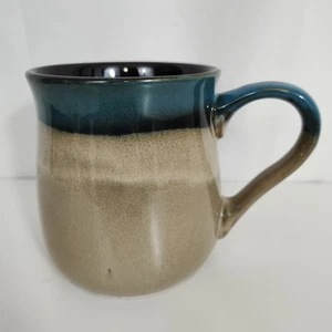 Boston Warehouse Trading großer Becher hellbraun türkis glasiertes Steinzeug Kaffeesuppe - Bild 1 von 9