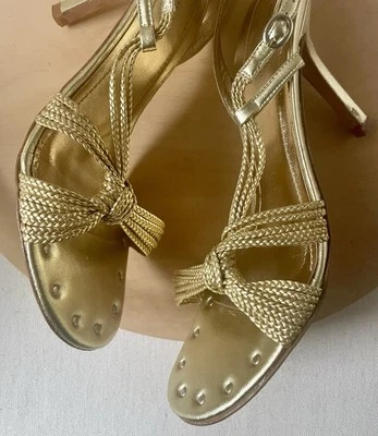 复古 Y2K Banana Republic 金色皮革绑带露跟 | W 8.5 码 — 第 1/4 张图片