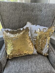 Reversible White And Gold decorative sequin pillows (2)