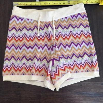 Pantalones cortos de punto EllandEmm para mujer talla - grande - crema marfil púrpura zig zag - ¡Guau! Foto 1 de 4