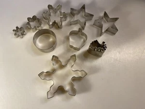 Mixed Lot Of 9 Metal Cookie Cutters, Stars & Shapes - Picture 1 of 8