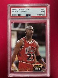 1992-93 Topps Stadium Club MICHAEL JORDAN PSA 9 MINT Chicago Bulls 👀🐐🏆🏀🔥 - Picture 1 of 2