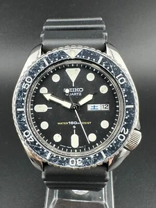 1982 Seiko Mens Dive Watch Day Date Quartz 150m WR 42mm Original Strap 7548-7000 - Picture 1 of 16