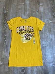 NBA Women's Cleveland Cavaliers Adidas T-Shirt Medium Yellow Short sleeve EUC  - Picture 1 of 7