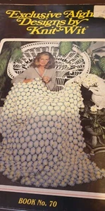 Knit Wit Flower Loom Instruction Booklet 25 Pages Loom Flowers Vintage Retro - Picture 1 of 5