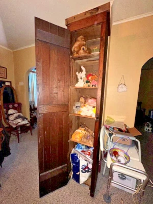 Armario chimenea de pino antiguo rústico de 7,2' de alto Foto 1 de 4