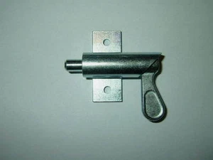 Federriegel Sicherheitsriegel rechts 10mm Bolzen 14mm Hub NEU Unimog Feuerwehr - Bild 1 von 2