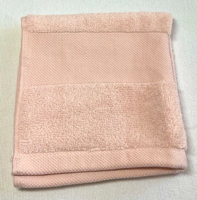 RALPH LAUREN WASHCLOTH  WESCOTT PINK 100% COTTON  NWT - Image 1 of 3