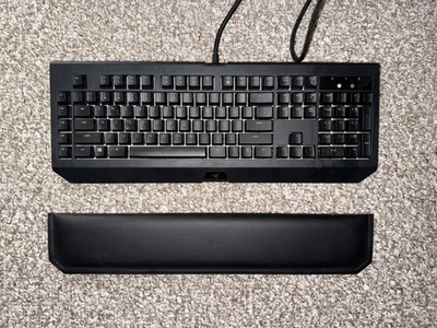 Razer Gaming Keyboard BlackWidow Chroma V2 Orange Switch Wrist Rest - Image 1 of 4