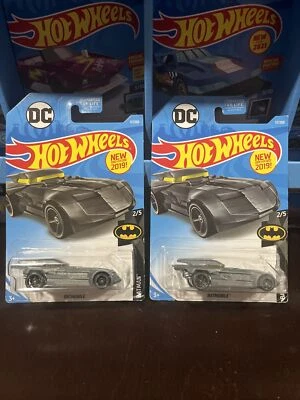 Hot Wheels Batmobile New 2019, 17/250 Lot Of 2 HW Batman 2/5 Discast - Image 1 of 4