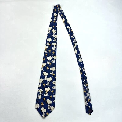 Peanuts Vintage United Feature Syndicate Snoopy Cartoon Tie Necktie Collectible - Image 1 of 4