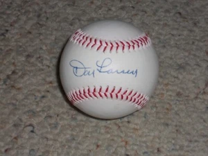 Don Larsen Autograph Baseball - New York Yankees - Bold Autograph!!! - Picture 1 of 2
