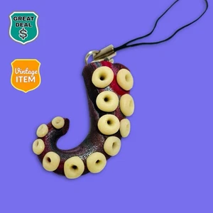 Cthulhu HP Lovecraft Tentacle Pendant Charm. RARE! - Picture 1 of 6