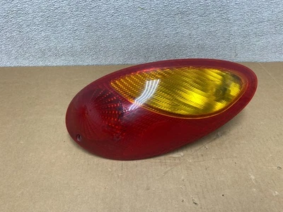 2001 年至 2005 年克莱斯勒 PT Cruiser 右乘客尾灯 Oem V4798 DW — 第 1/4 张图片